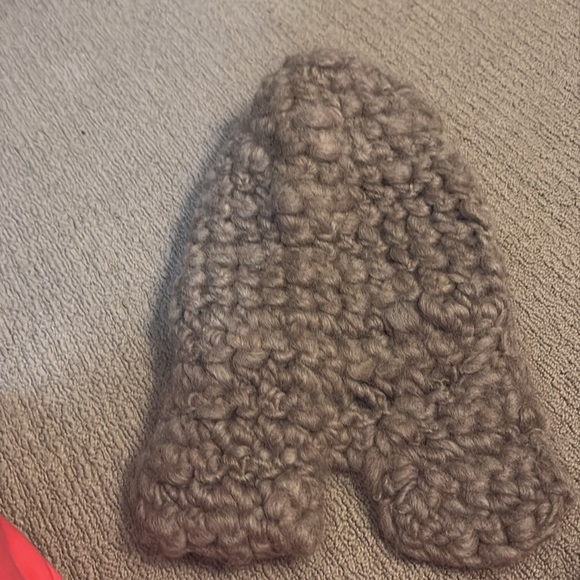 Chunky Knit Brown Hat - Picture 3 of 3